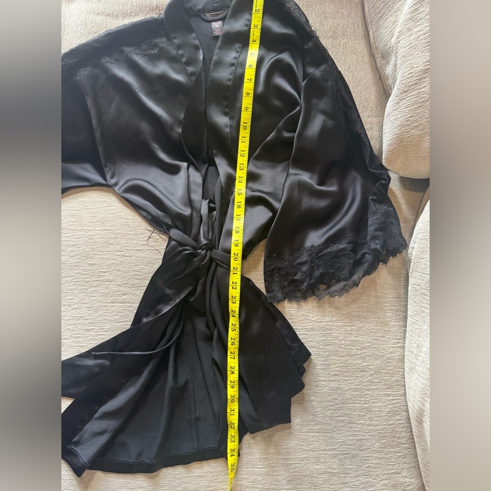 Victoria’s Secret Satin Lace Trim Robe Black XS/S Kimono Style Wrap Belt Lounge - Picture 10 of 10